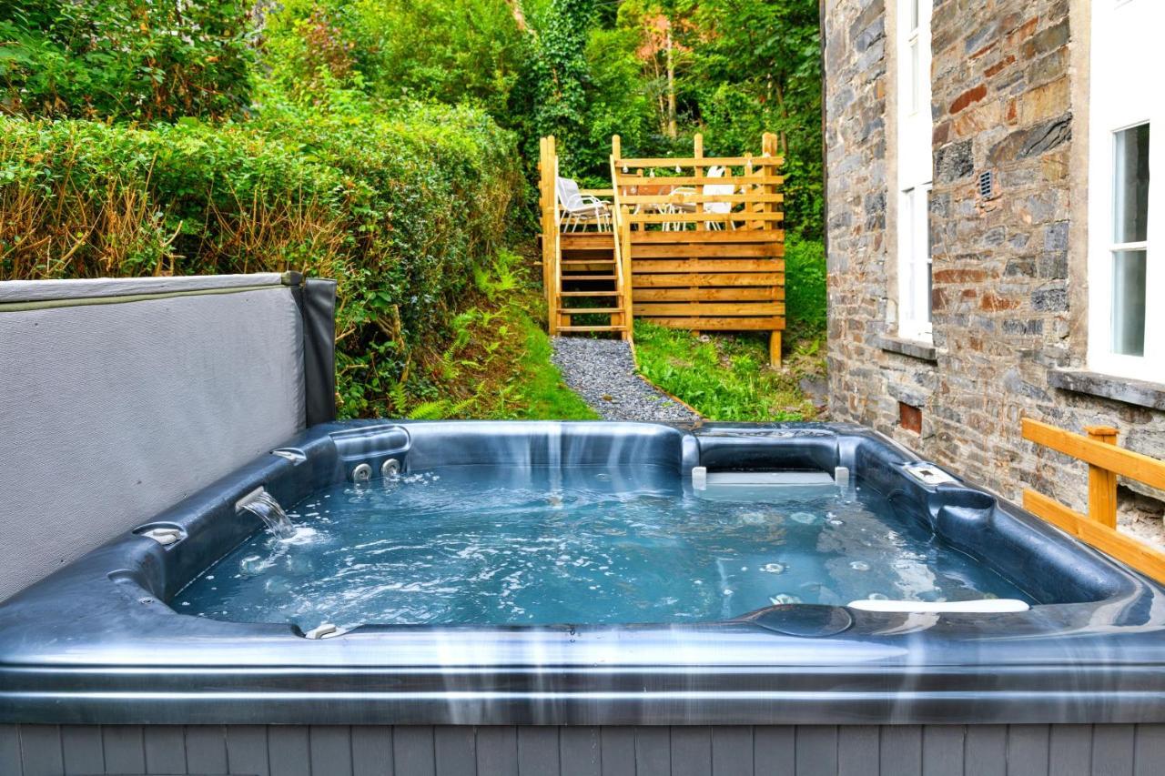 Finest Retreats - Luxury Converted Chapel With Hot Tub & Games Room Dinas Mawddwy Exterior foto